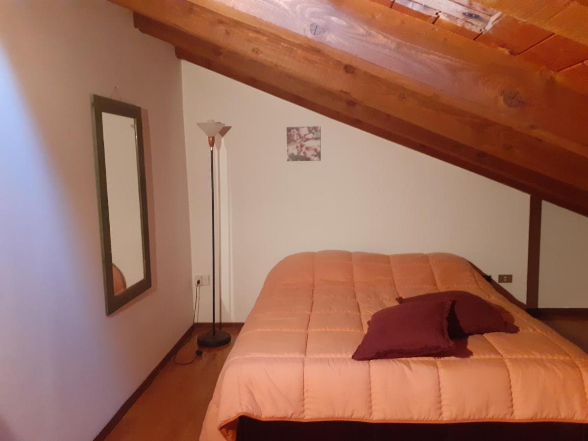 Appartamento Signorile Con Giardino Aosta Exterior foto